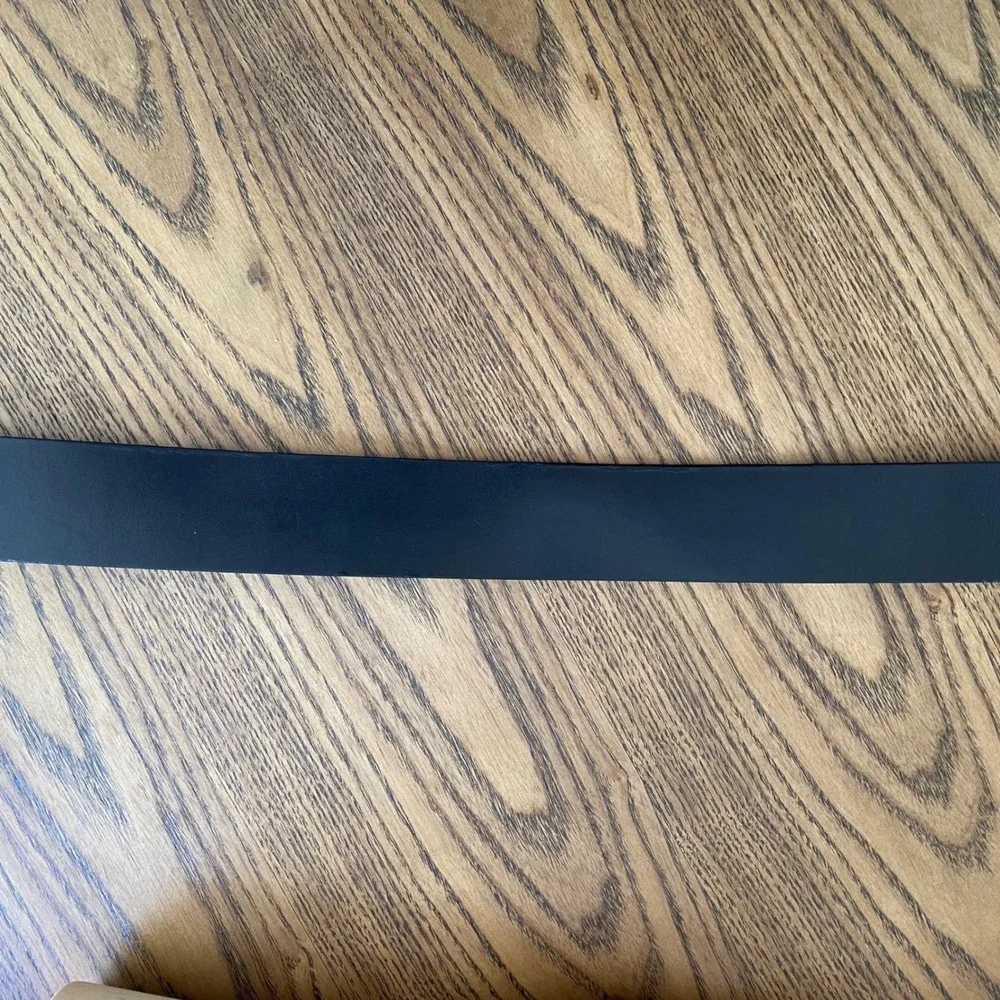 Carhartt Mens Black Leather Belt Silver Tone‎ Buckle Size 34 Workwear